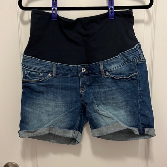 Maternity Jean shorts - Picture 1 of 2